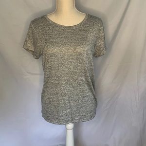 ⭐️Grey knit t shirt market and spurce